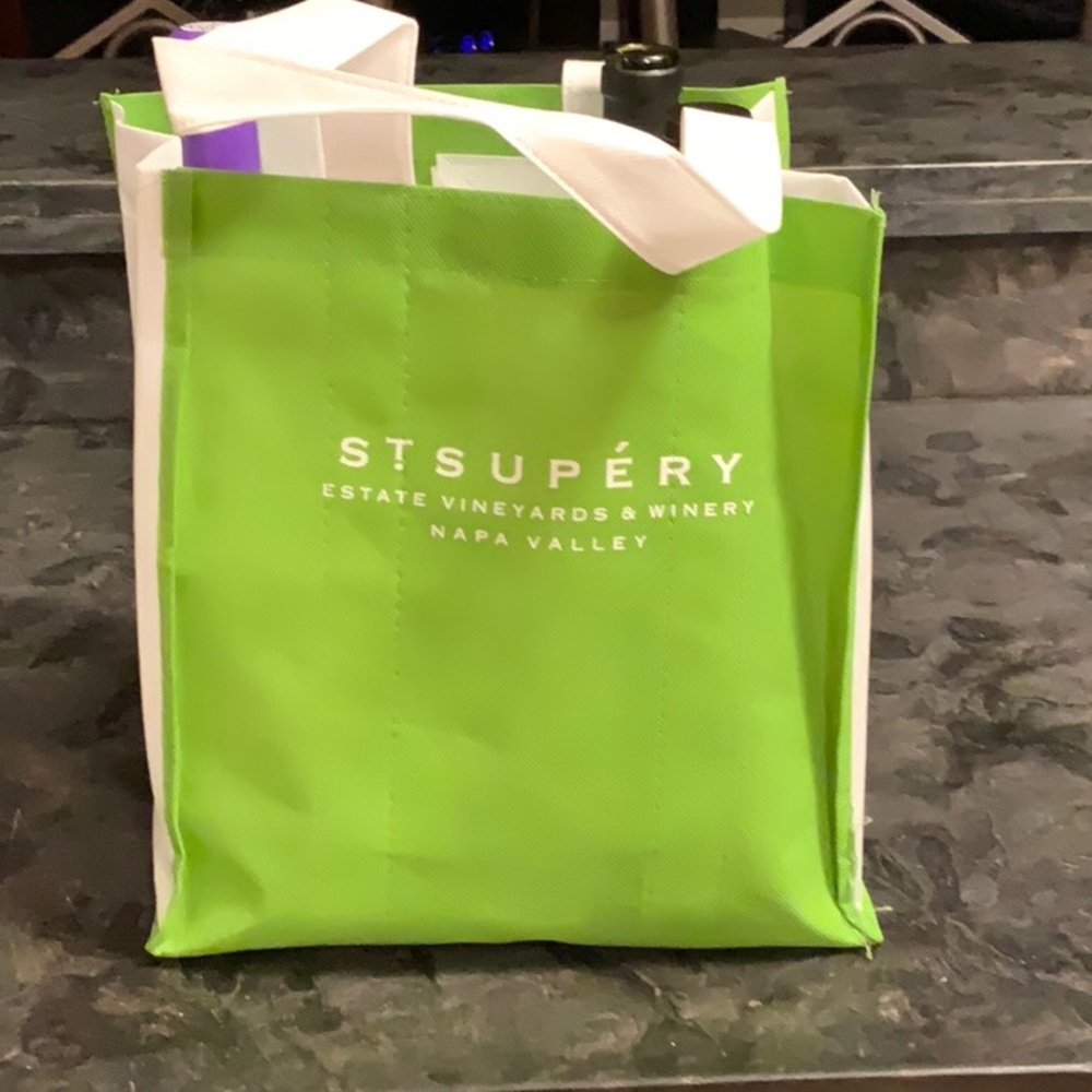 St. Supery winery green Wine tote